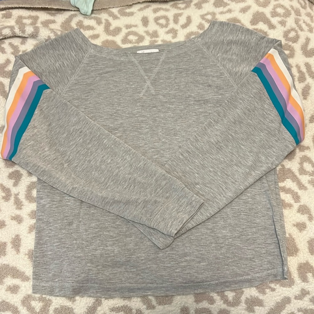 Womens/ Juniors Top